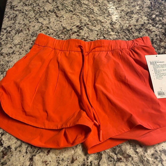 Lululemon Short - Picture 1 of 8